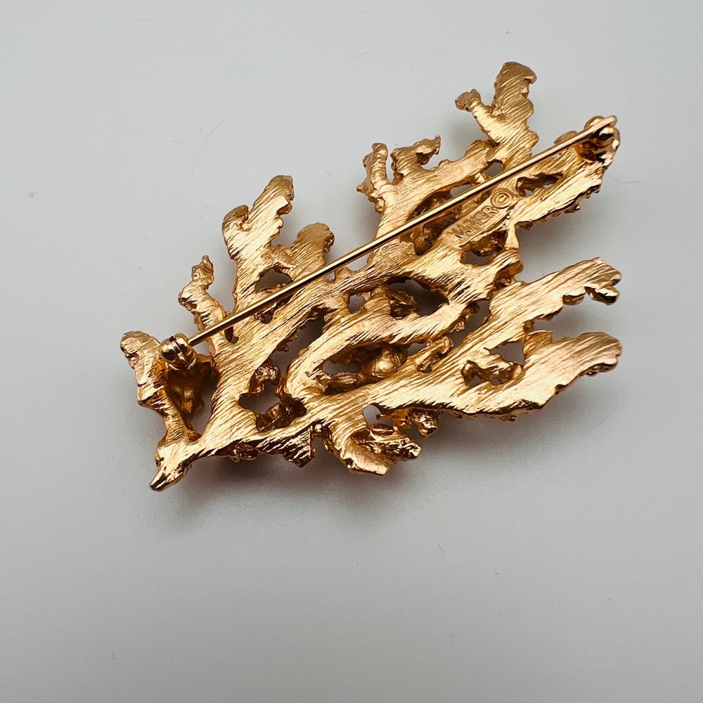 Vintage Napier Coral Foliage Brooch Textured Gold Tone Pin Modern Statement - Picture 2 of 8